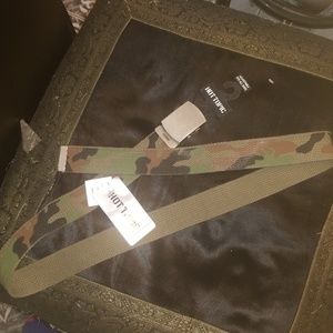 Hot Topic Camouflage Adjustable Belt NWT